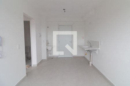 Sala/Cozinha de apartamento para alugar com 2 quartos, 39m² em Jardim Celeste, São Paulo