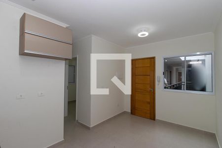 Sala/Cozinha de apartamento para alugar com 2 quartos, 28m² em Parque Vitoria, São Paulo