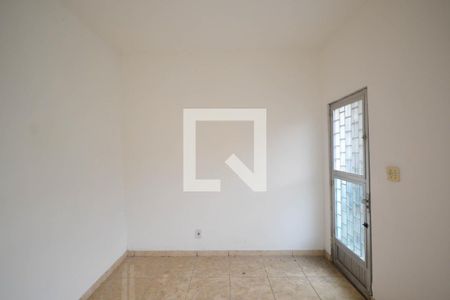 Sala de casa para alugar com 2 quartos, 90m² em Cabuis, Nilópolis