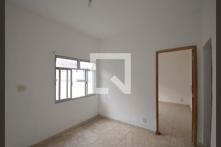 Sala de casa para alugar com 2 quartos, 90m² em Cabuis, Nilópolis