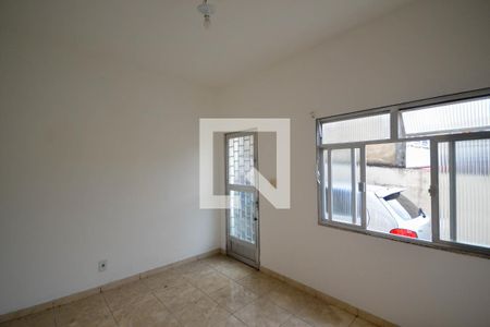 Sala de casa para alugar com 2 quartos, 90m² em Cabuis, Nilópolis