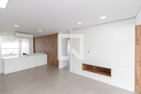 Sala/ Cozinha de apartamento à venda com 2 quartos, 68m² em Jardim Aeroporto, São Paulo