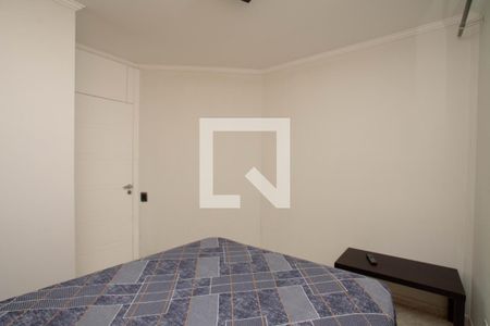 Quarto 1 de apartamento para alugar com 1 quarto, 60m² em Jardim Terezopolis, Guarulhos