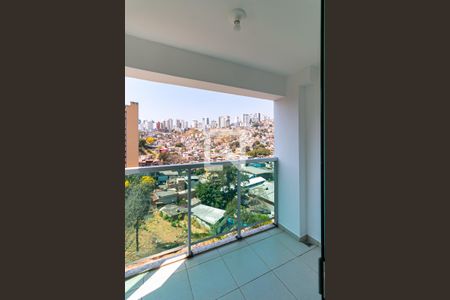 Vista da Sala de apartamento à venda com 2 quartos, 66m² em Grajaú, Belo Horizonte