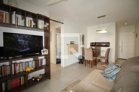 Sala de apartamento à venda com 3 quartos, 80m² em Barra da Tijuca, Rio de Janeiro