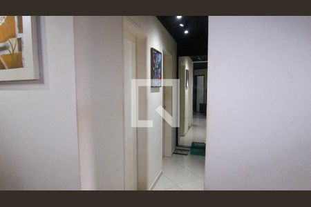 Corredor de apartamento à venda com 3 quartos, 58m² em Chácara Belenzinho, São Paulo