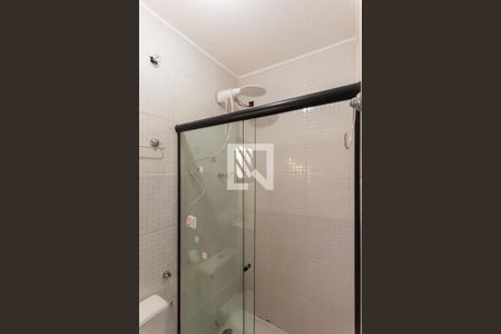 Banheiro de kitnet/studio para alugar com 1 quarto, 20m² em Jardim Santa Lucia, Campinas