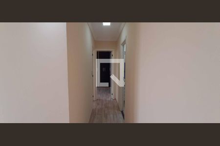 Corredor de apartamento para alugar com 2 quartos, 60m² em Quitaúna, Osasco