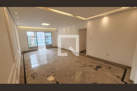 Sala de apartamento para alugar com 4 quartos, 200m² em Gonzaga, Santos