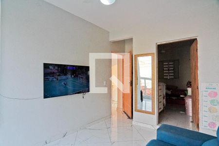 Sala de casa para alugar com 2 quartos, 54m² em Jardim do Tiro, São Paulo