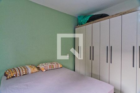 Quarto 2 de casa para alugar com 2 quartos, 54m² em Jardim do Tiro, São Paulo