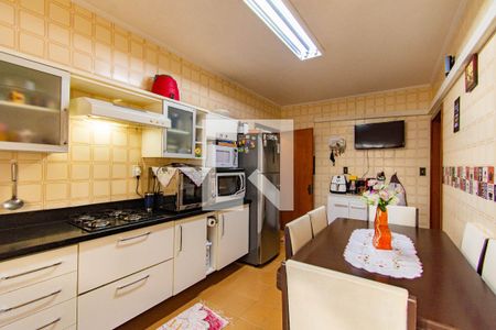 Apartamento à venda com 120m², 3 quartos e 3 vagas Apartamento à venda com 120m², 3 quartos e 3 vagasCozinha