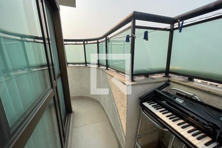 Casa para alugar com 150m², 3 quartos e 3 vagas Casa para alugar com 150m², 3 quartos e 3 vagasVaranda 2