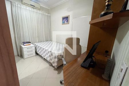 Quarto 1 de casa para alugar com 3 quartos, 150m² em Jardim Vinte E Cinco de Agosto, Duque de Caxias