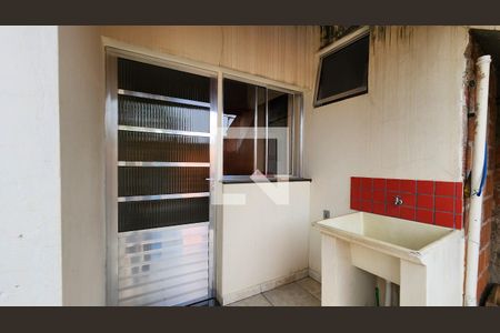 Casa à venda com 250m², 4 quartos e 2 vagas Casa à venda com 250m², 4 quartos e 2 vagasEdícula