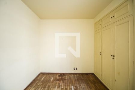 Quarto 1 de apartamento à venda com 4 quartos, 180m² em Santo Antônio, Belo Horizonte