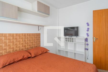 Quarto 1 de apartamento à venda com 2 quartos, 60m² em Cristal, Porto Alegre