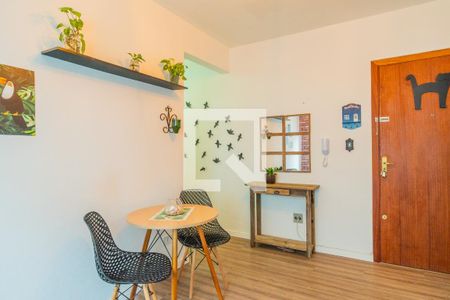 Sala de apartamento à venda com 2 quartos, 60m² em Cristal, Porto Alegre