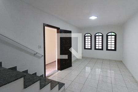 Sala de casa para alugar com 4 quartos, 350m² em Vila Antonieta, São Paulo