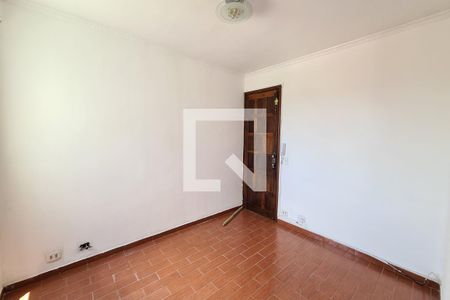 Sala de apartamento para alugar com 3 quartos, 62m² em Conjunto Habitacional Barreira Grande, São Paulo