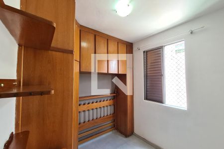 Quarto 1 de apartamento para alugar com 3 quartos, 62m² em Conjunto Habitacional Barreira Grande, São Paulo