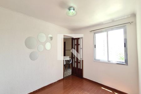 Sala de apartamento para alugar com 3 quartos, 62m² em Conjunto Habitacional Barreira Grande, São Paulo