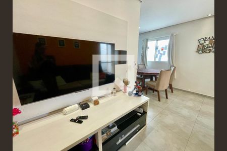 Sala de casa de condomínio à venda com 3 quartos, 103m² em Tulipas, Jundiaí