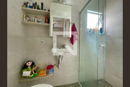 Banheiro da Suíte de casa de condomínio à venda com 3 quartos, 103m² em Tulipas, Jundiaí