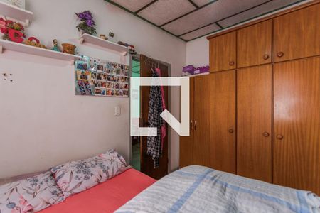 Quarto 1 de casa à venda com 2 quartos, 80m² em Rubem Berta, Porto Alegre