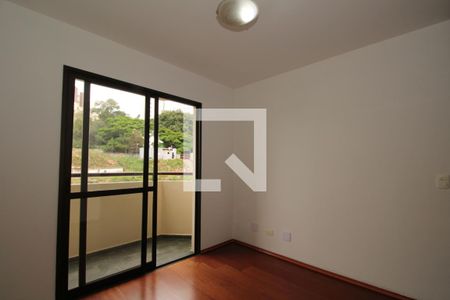 Sala de apartamento para alugar com 3 quartos, 61m² em Jardim Ampliação, São Paulo