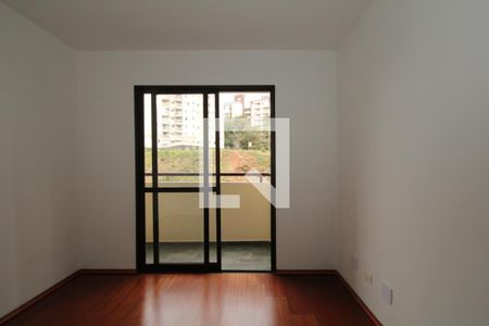 Sala de apartamento para alugar com 3 quartos, 61m² em Jardim Ampliação, São Paulo