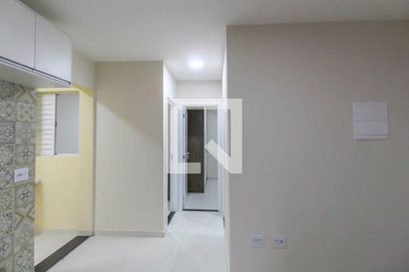 Sala/Cozinha  de apartamento para alugar com 2 quartos, 40m² em Parque São Lucas, São Paulo