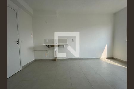 Sala/Cozinha de apartamento para alugar com 2 quartos, 32m² em Jardim Celeste, São Paulo