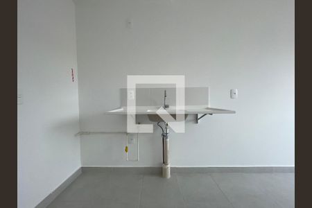 Sala/Cozinha de apartamento para alugar com 2 quartos, 32m² em Jardim Celeste, São Paulo