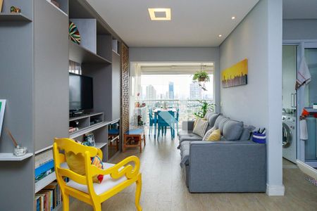 Sala de apartamento para alugar com 1 quarto, 54m² em Vila Cordeiro, São Paulo