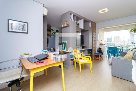 Sala de apartamento para alugar com 1 quarto, 54m² em Vila Cordeiro, São Paulo