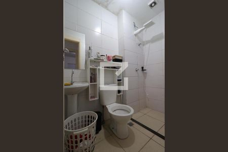 Banheiro de apartamento para alugar com 2 quartos, 55m² em Dutra, Ribeirão Preto