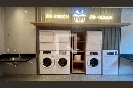 Studio para alugar com 25m², 1 quarto e sem vaga Studio para alugar com 25m², 1 quarto e sem vagaLavanderia