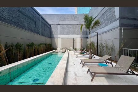 Studio para alugar com 25m², 1 quarto e sem vaga Studio para alugar com 25m², 1 quarto e sem vagaPiscina