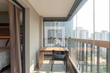 Varanda de kitnet/studio para alugar com 1 quarto, 25m² em Brooklin Paulista, São Paulo