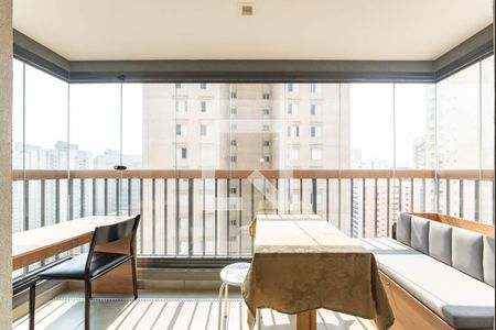 Varanda de kitnet/studio para alugar com 1 quarto, 25m² em Brooklin Paulista, São Paulo