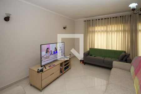 Sala de casa à venda com 3 quartos, 250m² em Jardim Vila Formosa, São Paulo