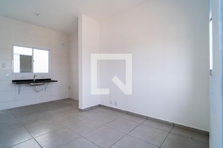 Sala de casa de condomínio para alugar com 1 quarto, 58m² em Jd Sta. Paulina, Sorocaba