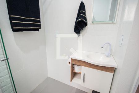 Banheiro de kitnet/studio para alugar com 1 quarto, 18m² em Chacara do Visconde, Taubaté