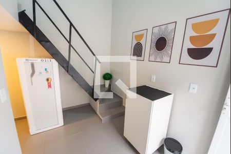 Sala/cozinha de kitnet/studio para alugar com 1 quarto, 18m² em Chacara do Visconde, Taubaté