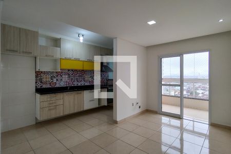 Sala de apartamento para alugar com 2 quartos, 70m² em Vila Caiçara, Praia Grande