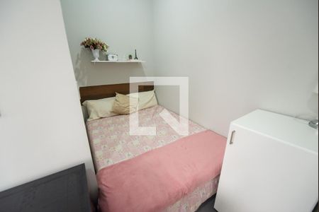 Quarto de kitnet/studio para alugar com 1 quarto, 14m² em Chacara do Visconde, Taubaté