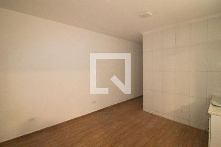 Sala e Cozinha de apartamento para alugar com 2 quartos, 40m² em Vila Mazzei, São Paulo