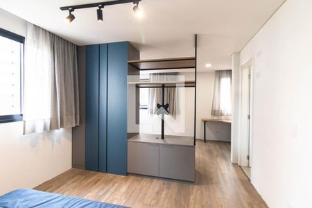 Sala/Cozinha de apartamento para alugar com 1 quarto, 32m² em Centro, Curitiba