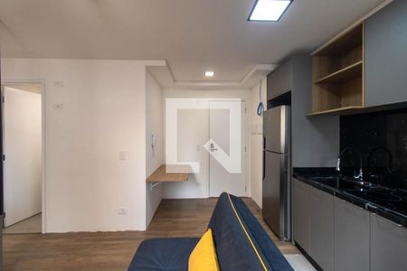 Sala/Cozinha de apartamento para alugar com 1 quarto, 32m² em Centro, Curitiba